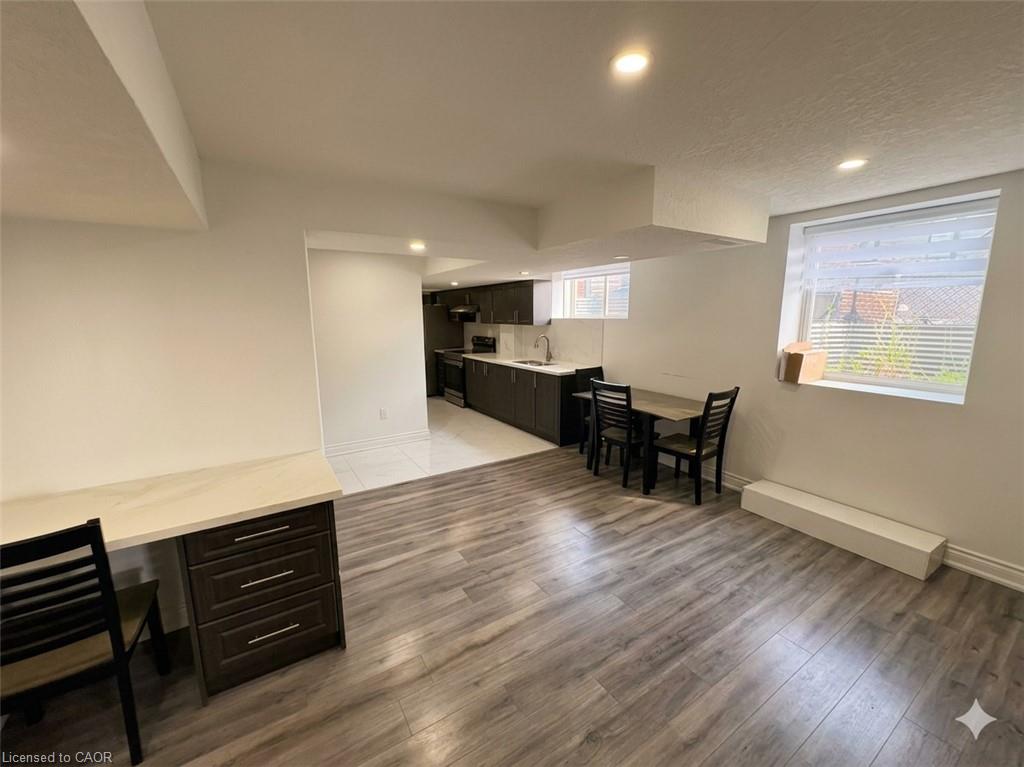 Unit LOWER - 164 Foamflower Place, Waterloo 4