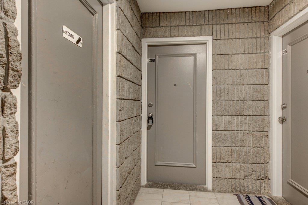 Unit 208 - 380 Admiral Drive, London 5