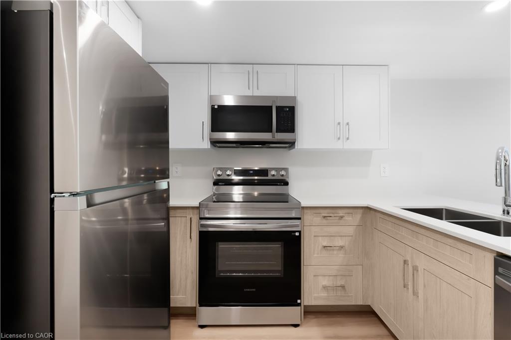 Unit 3 - 220 Heiman Street, Kitchener 5