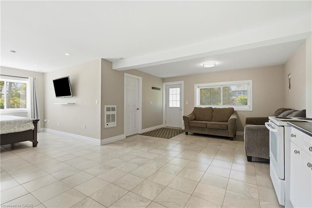 Unit Lower - 11404 Lakeshore Road, Wainfleet 4