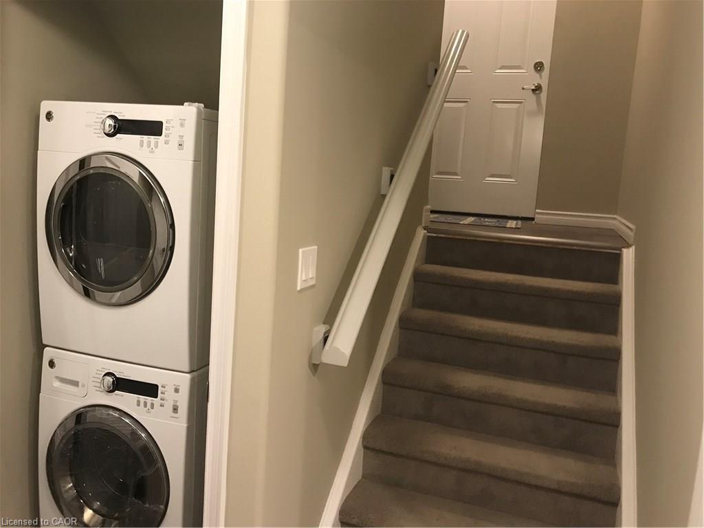 102 B Elmbank Trail, Kitchener 3