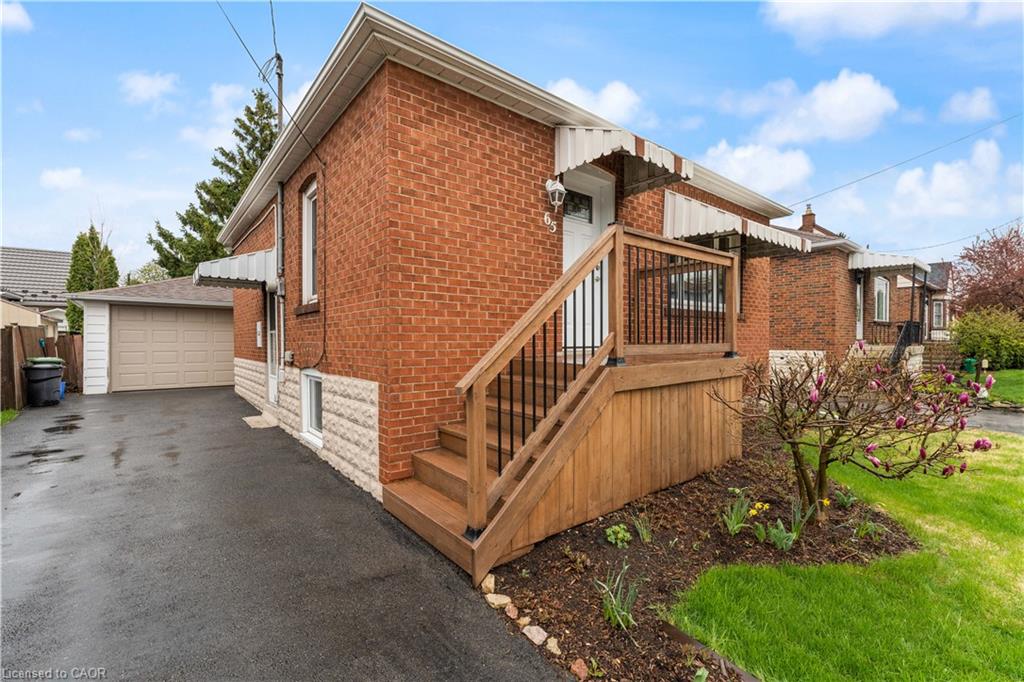 Unit Main Floor - 65 East 11th Street, Hamilton 3