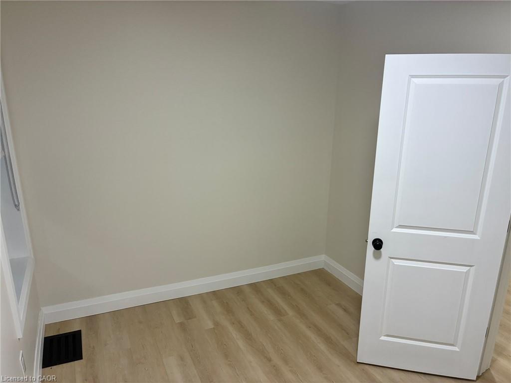 Unit Main - 413 Concession Street, Hamilton 4