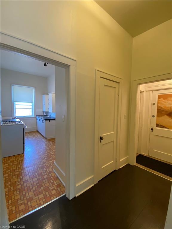 Unit 1 - 10 Mechanic Street, Brant 4