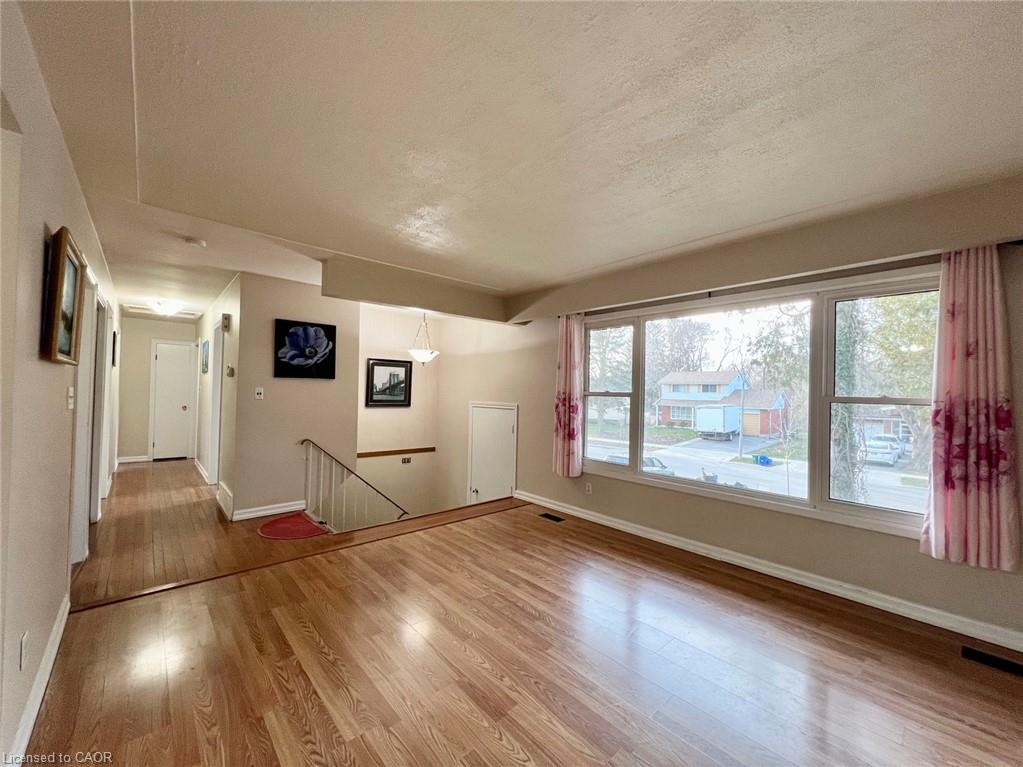 Unit 2 - 109 Moccasin Drive, Waterloo 4