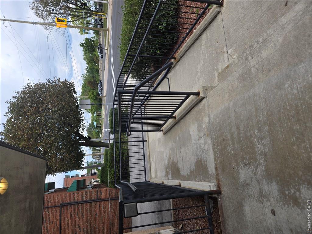 Unit 304 - 340 Concession Street, Hamilton 2
