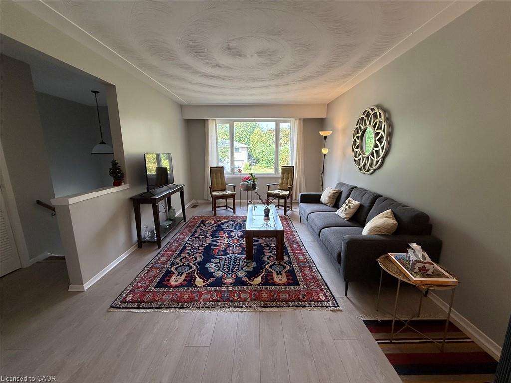 281 Toll Gate Boulevard, Waterloo 3
