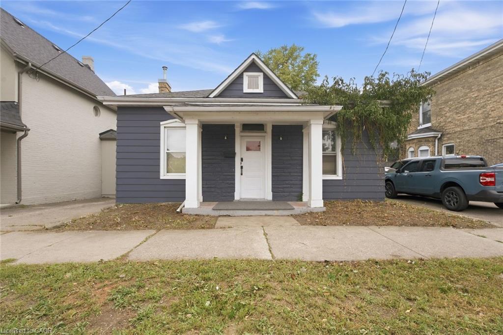 194 Brant Avenue, Brantford 4