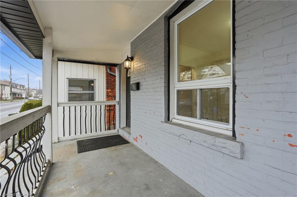 39 Burlington Street E, Hamilton 3