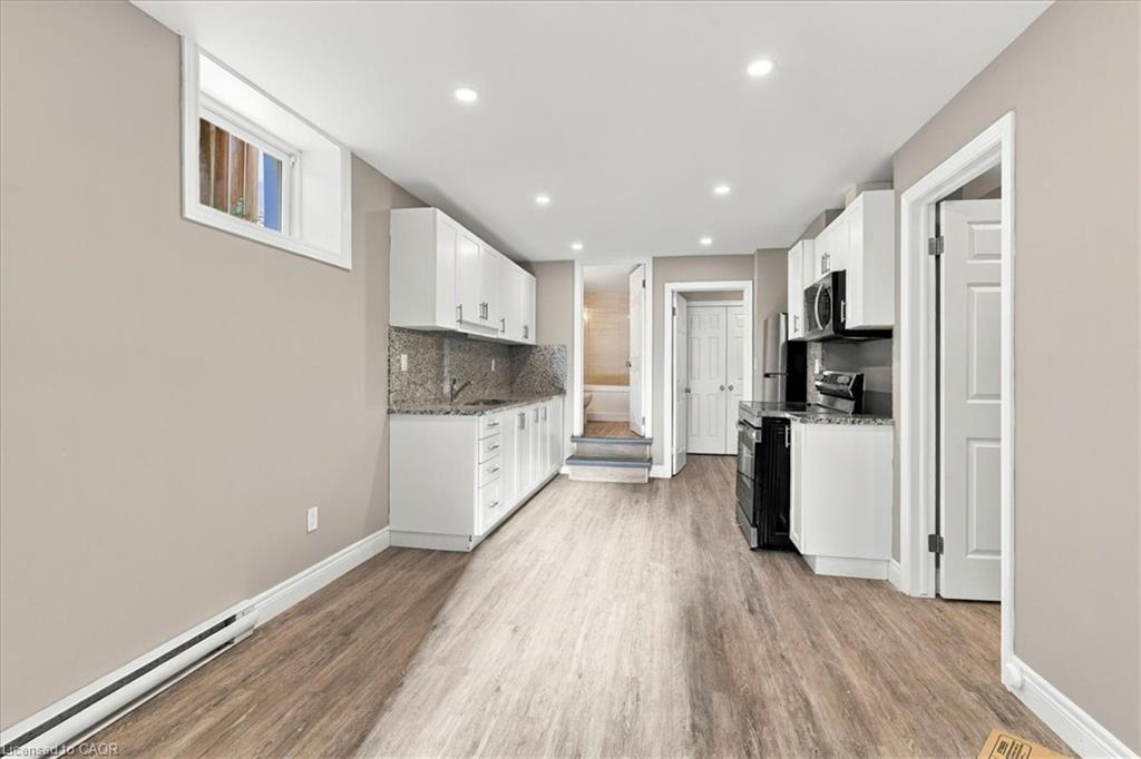 Unit LOWER - 17 Eby Street S, Kitchener 4
