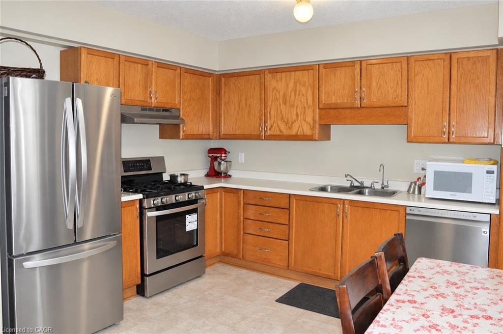 Unit 2 - 525 Oakvale Drive, Waterloo 3