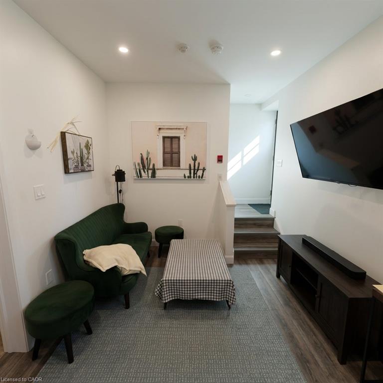 Unit 14 - 195 Waterloo Street, Stratford 4