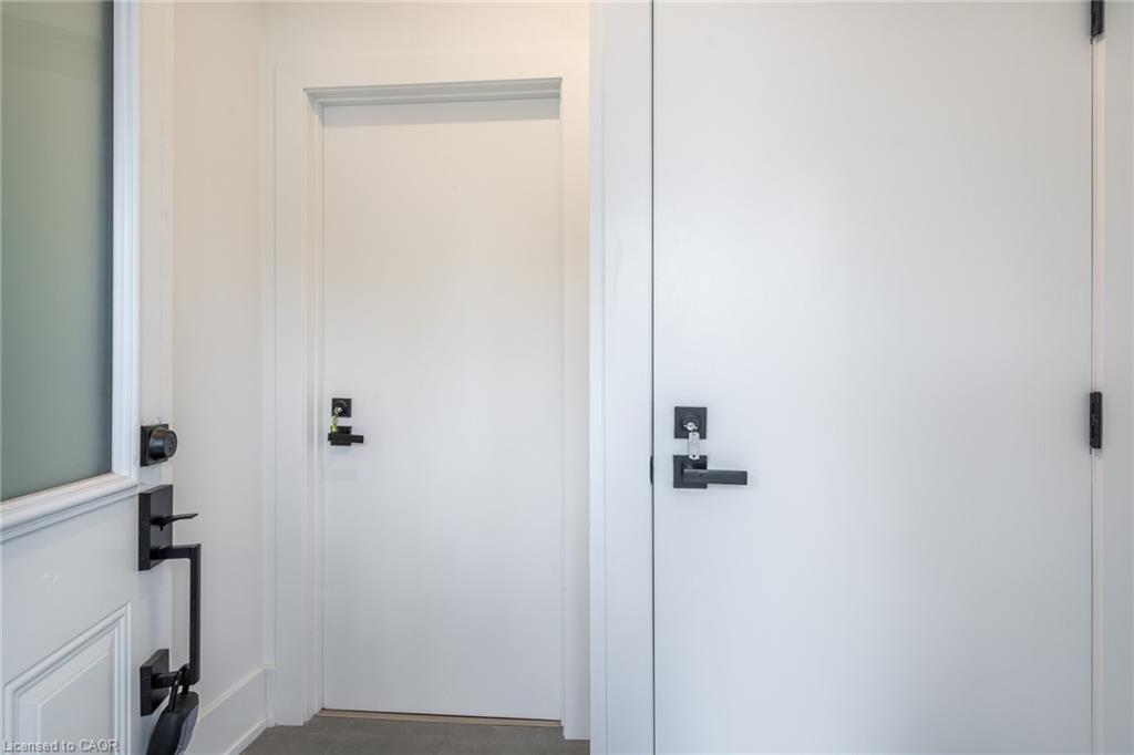 Unit 2 - 204 Balsam Avenue S, Hamilton 5
