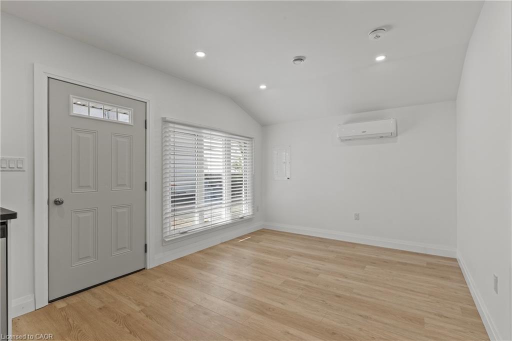 Unit 2 - 362 Gatfield Avenue, Welland 3