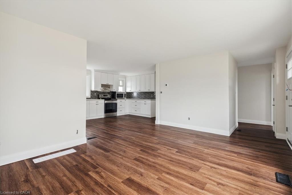 Unit Upper - 79 Canterbury Avenue, Stoney Creek 5