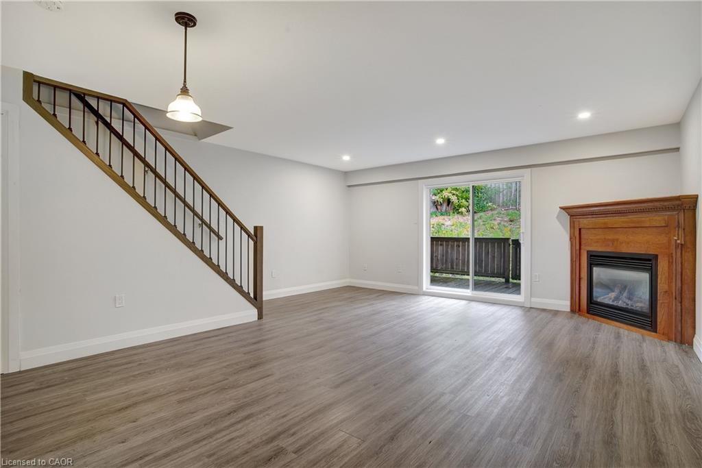 Unit 25 - 162 Jansen Avenue, Kitchener 4