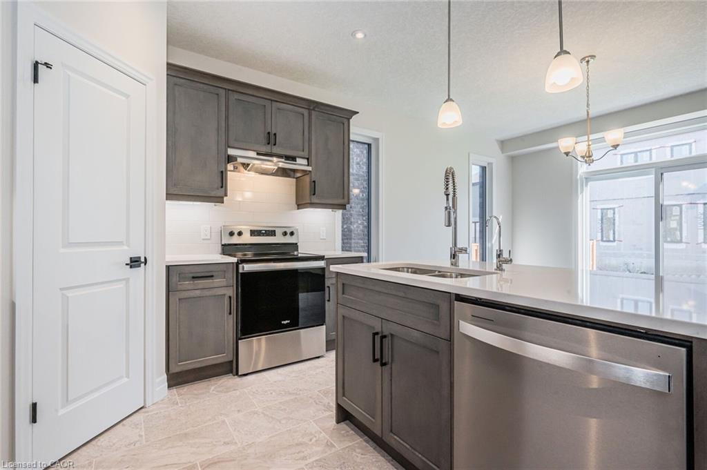 354 Beechdrops Drive, Waterloo 4