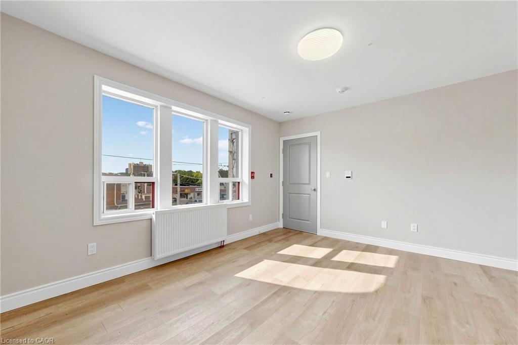 Unit Unit 9 - 71 Sanford Avenue S, Hamilton 3