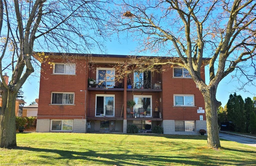 127 Ann Street, Kitchener, Ontario For Sale | HouseSigma