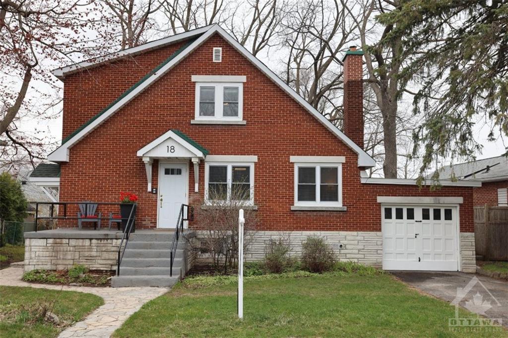 18 ANNA Avenue, Ottawa, ON Duplex Up&Down Sold price HouseSigma