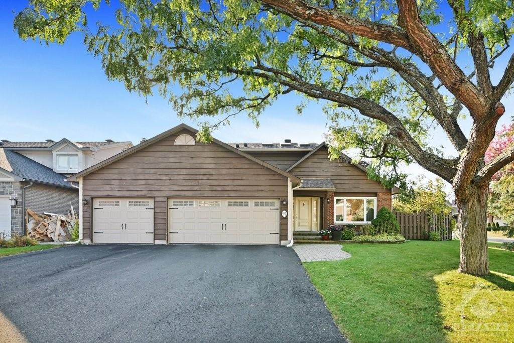 97 COUNTRY CLUB Drive, Ottawa, ON Detached Sold price HouseSigma