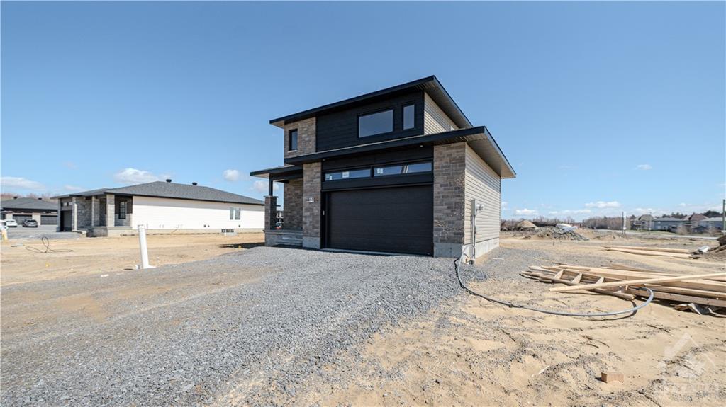 131 GIROUX Street, Limoges, Ontario K0A2M0 Sold History HouseSigma