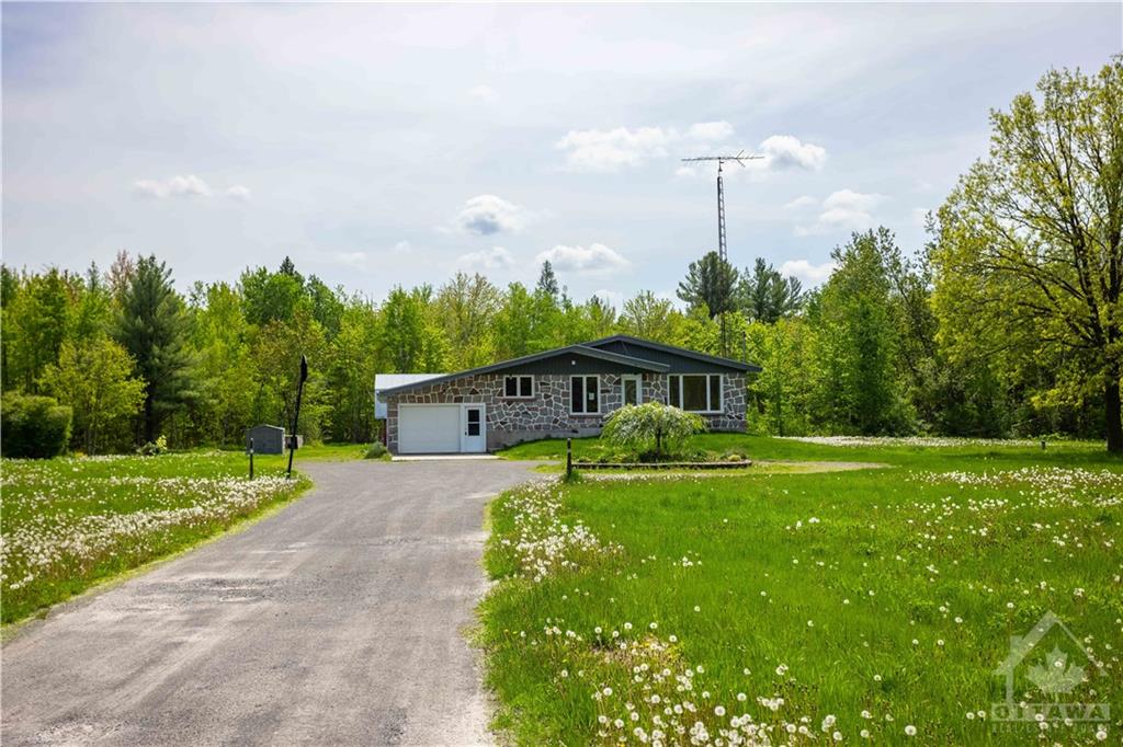 5651 COUNTY RD 17 Road, Ontario K0B1L0 For Sale HouseSigma