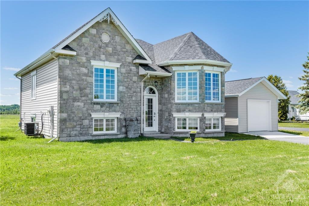 623 COUNTY ROAD 9 Road, Alfred and Twp, Ontario K0B1L0 Sold