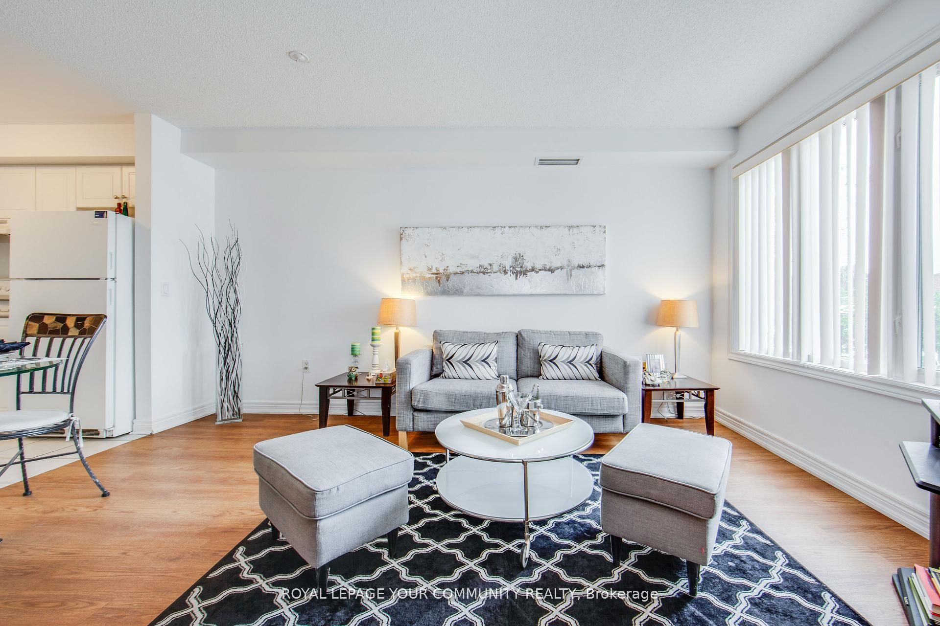 Unit 101 - 130 Vanderhoof Avenue, Toronto 5