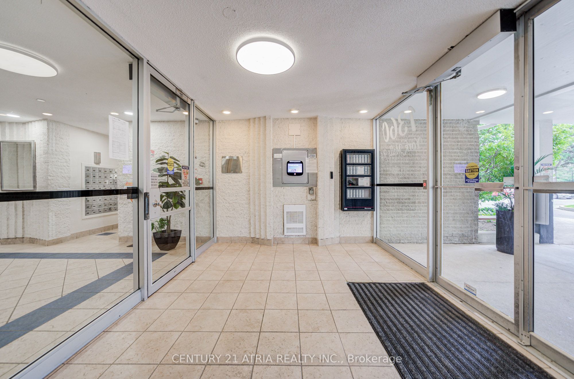 Unit 303 - 1360 York Mills Road, North York 4