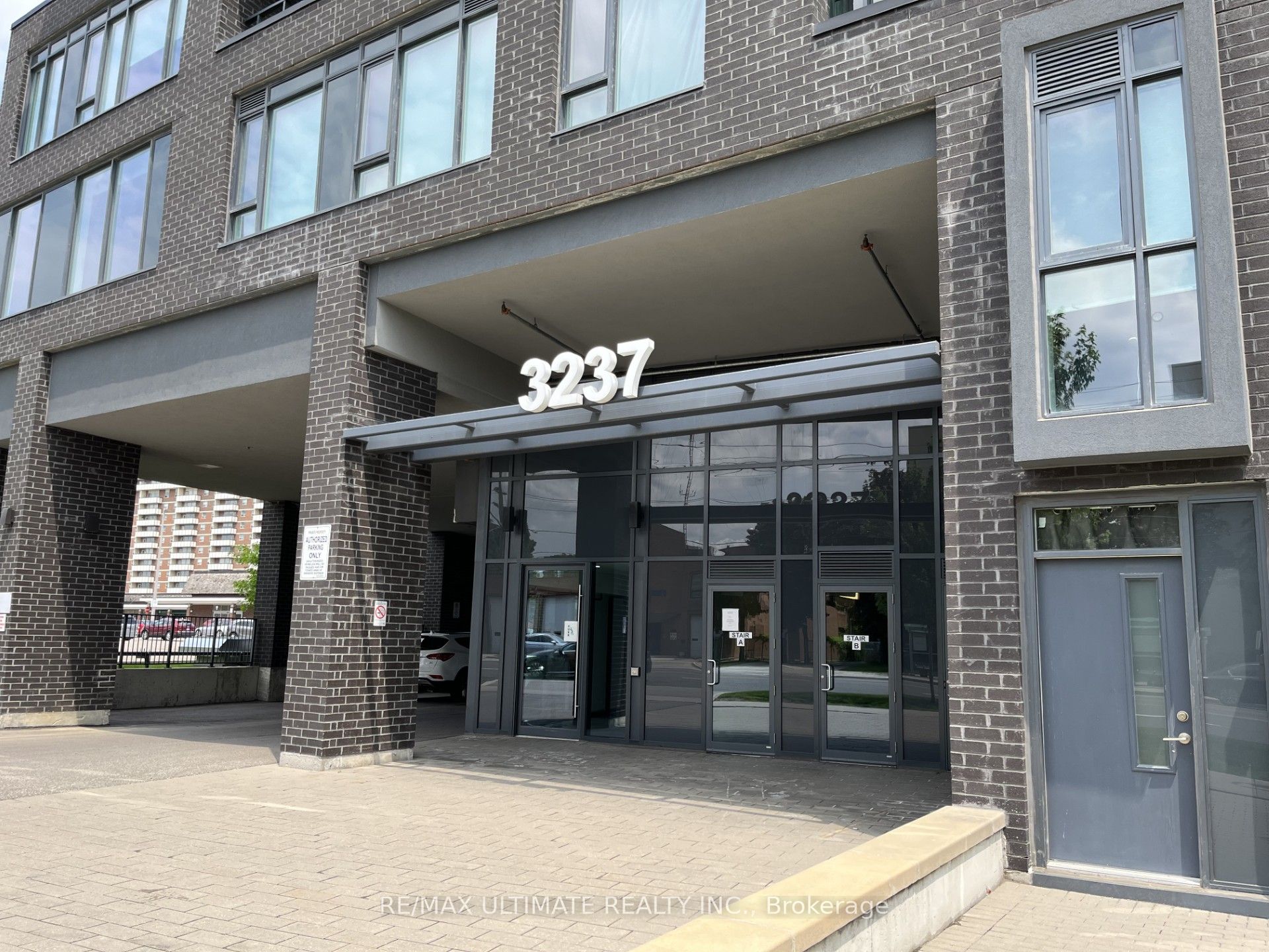 Unit 1211 - 3237 Bayview Avenue, North York 4