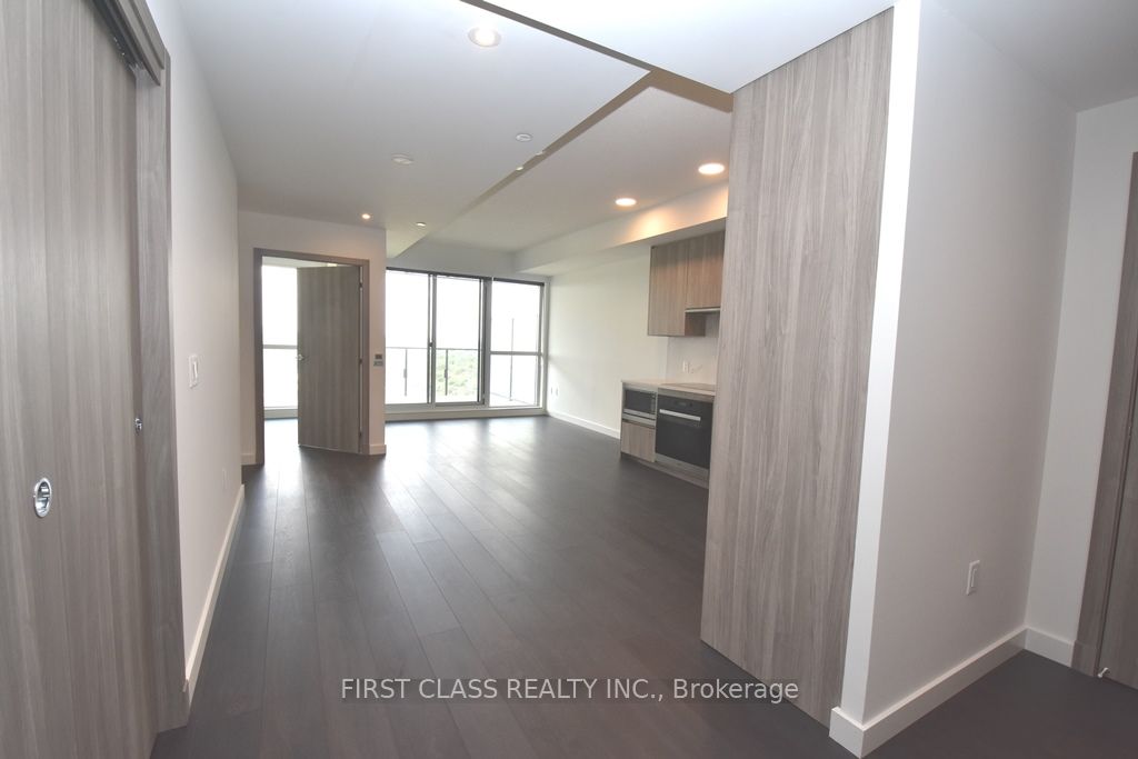 Unit 1707 - 25 Mcmahon Drive, North York 4