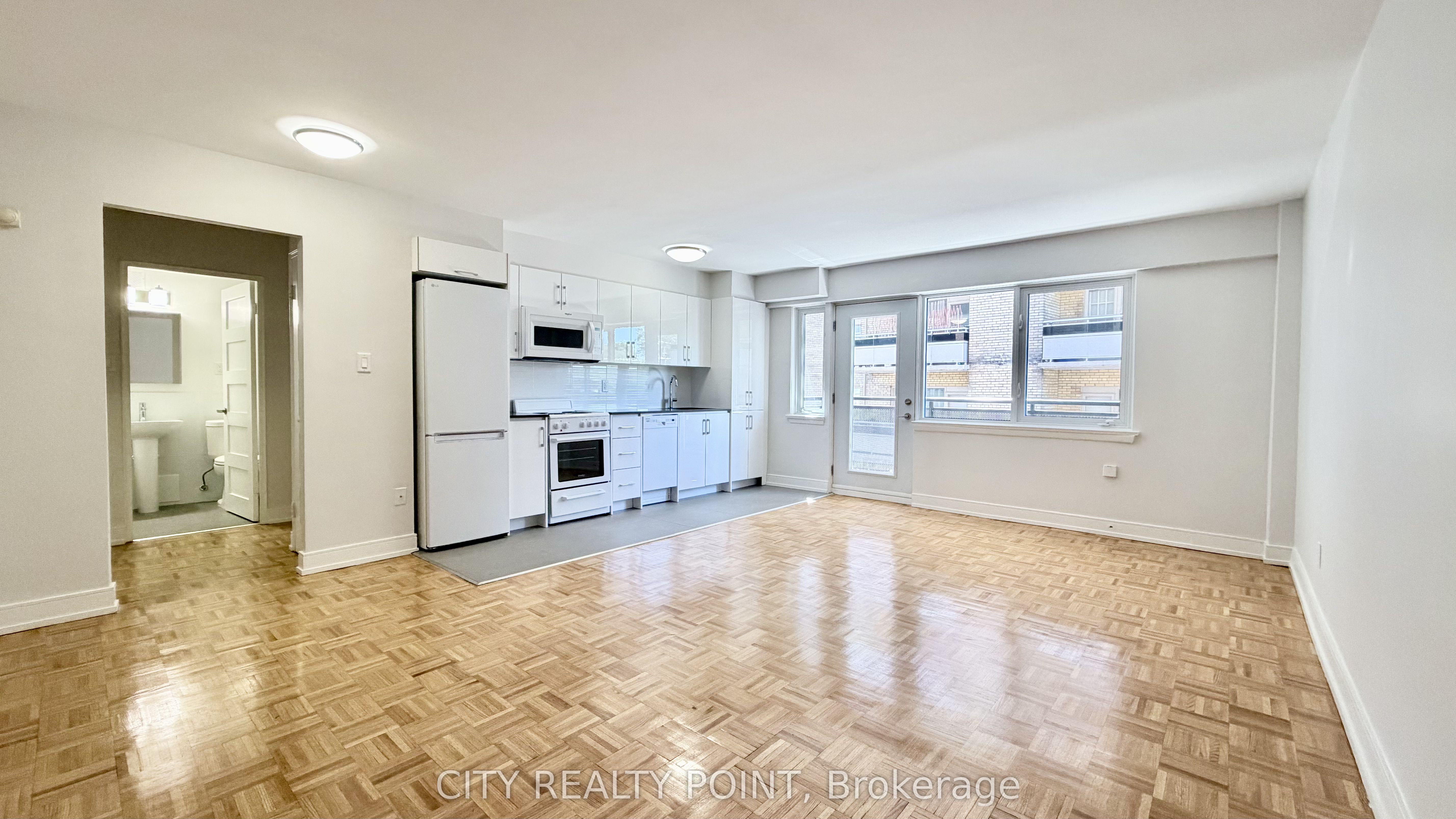 Unit 407 - 95 Lawton Boulevard, Toronto 2