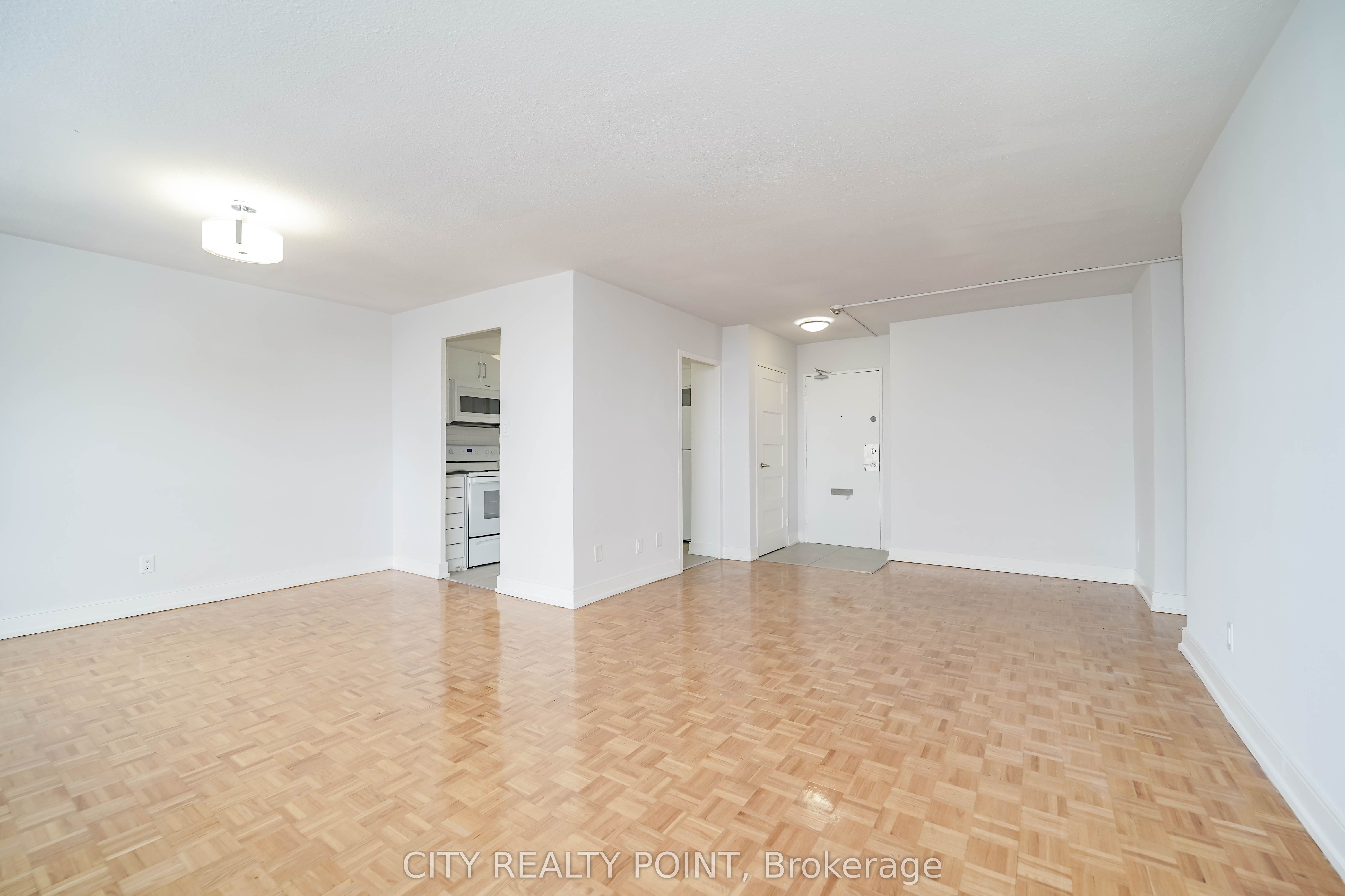 Unit 410 - 6200 Bathurst Street, North York 3