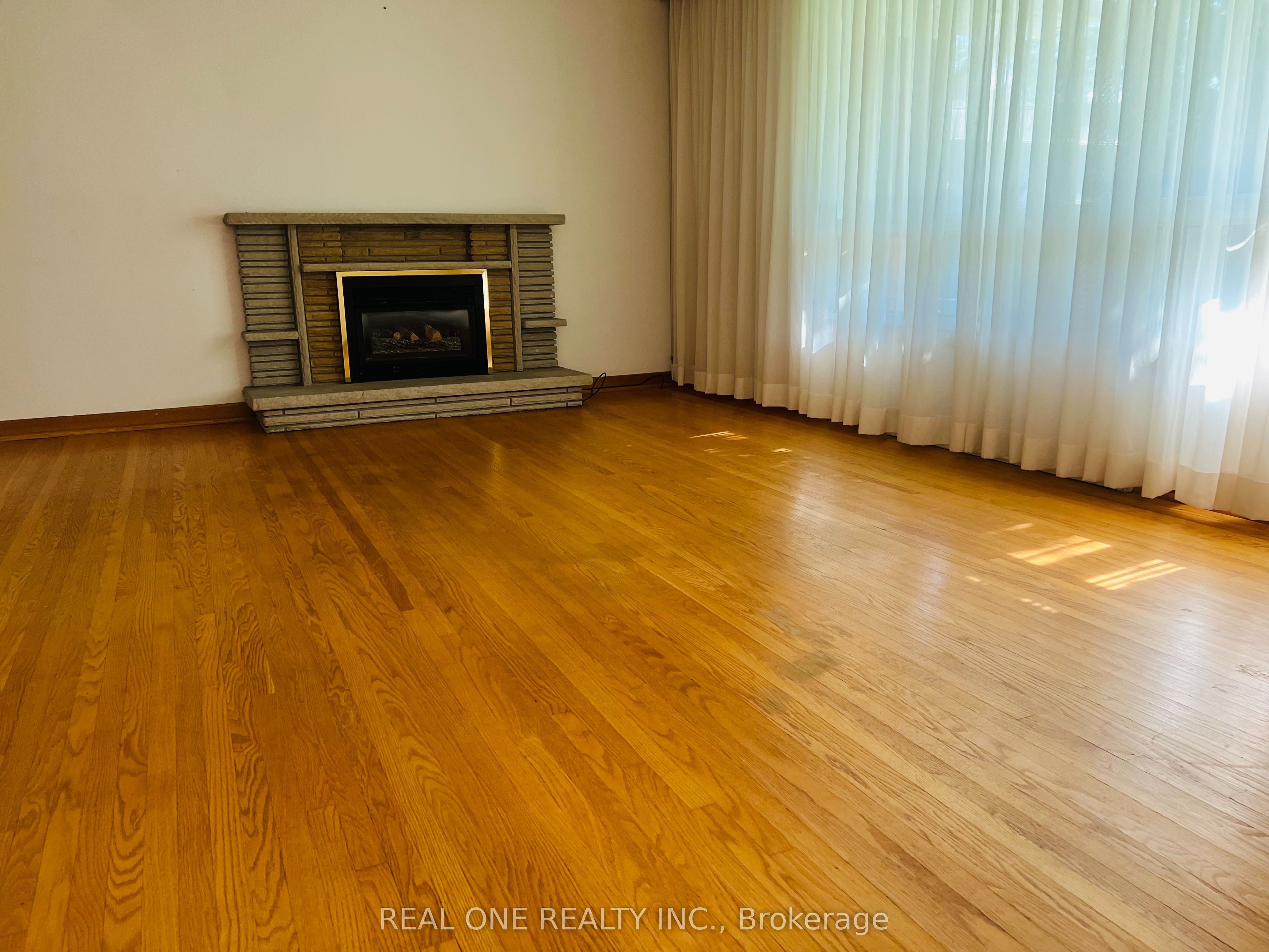 275 Parkview Avenue, North York 5