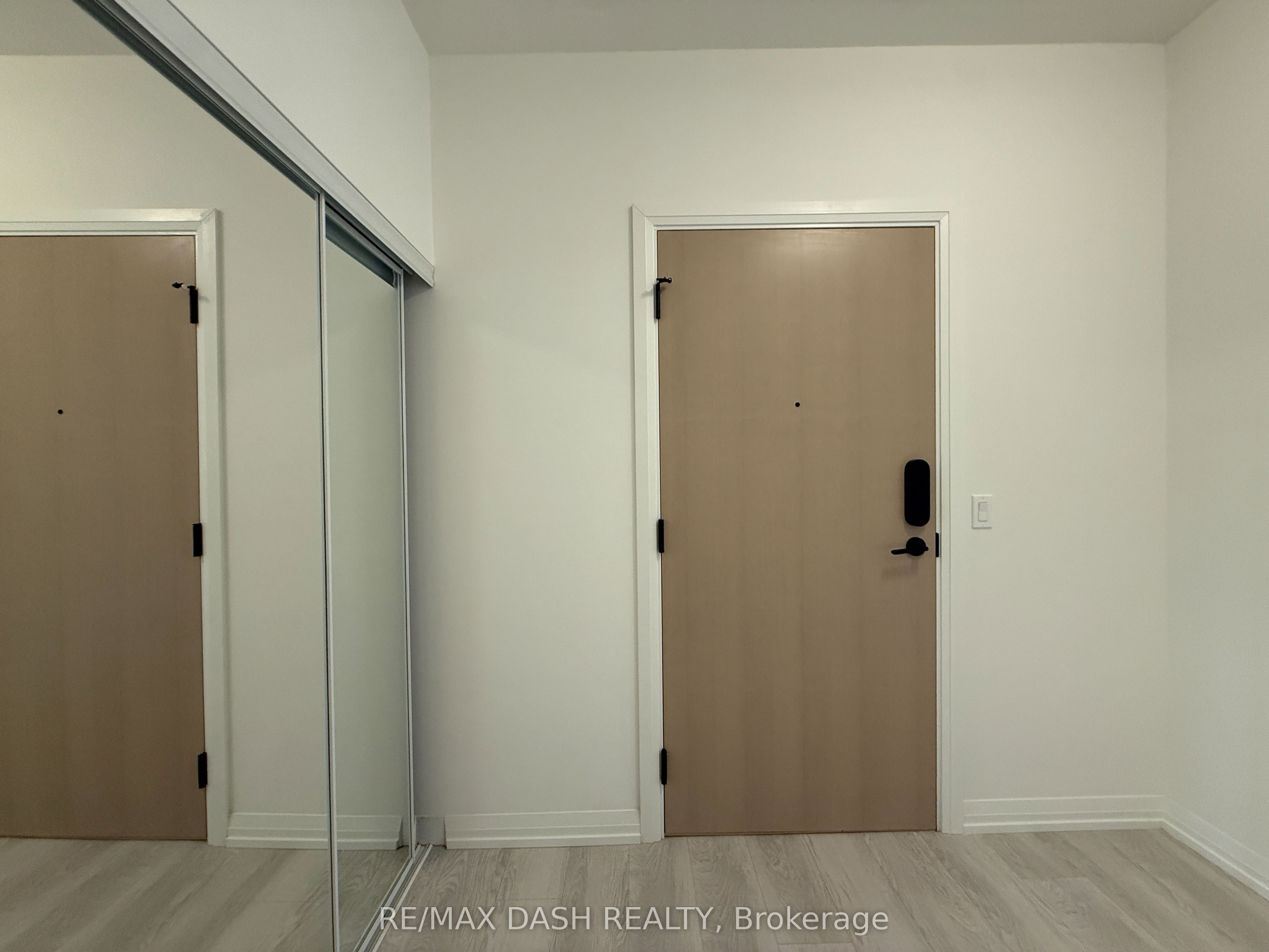Unit 2505 - 280 Dundas Street W, Toronto 2