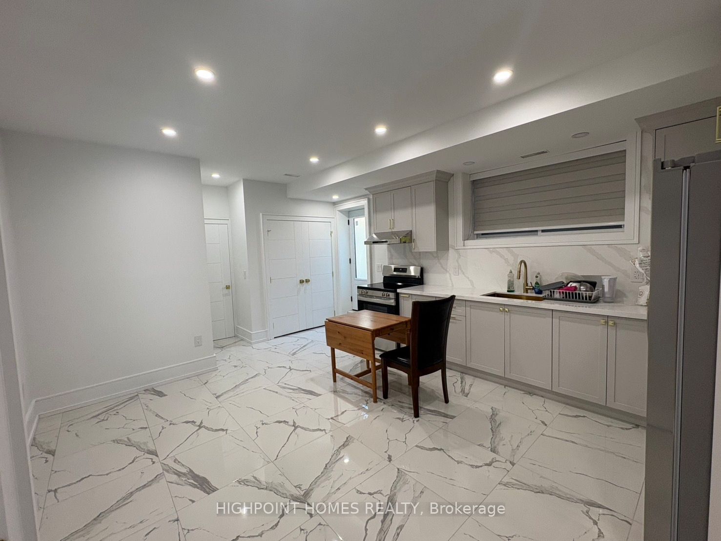 (Address not available), North York 3
