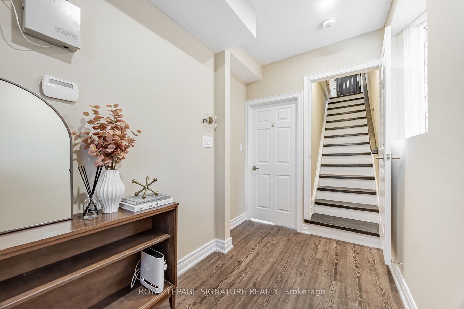Unit 1 - 14 Howland Avenue, Toronto 2
