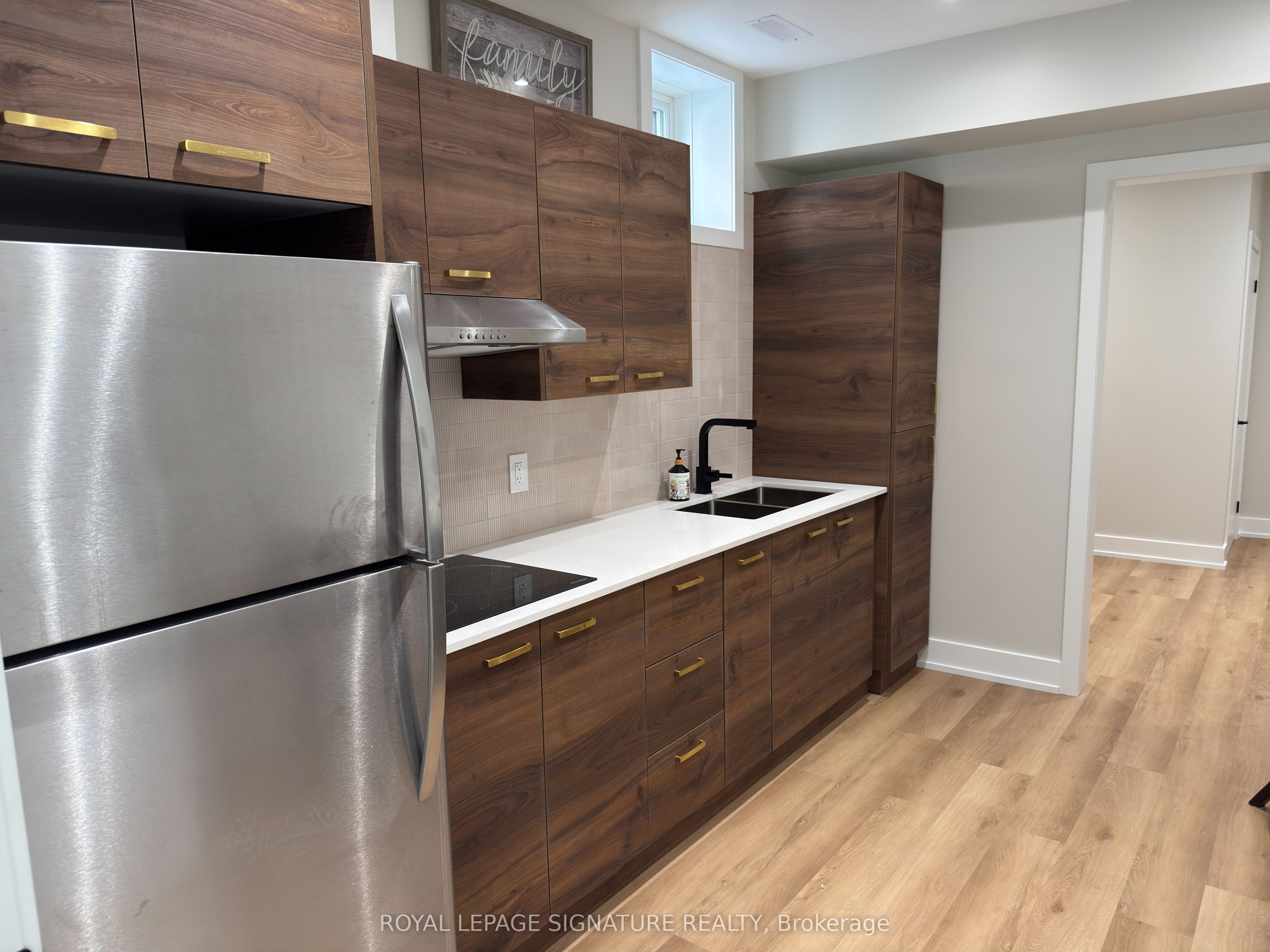 Unit Bsmt - 11 Norcross Road, North York 3