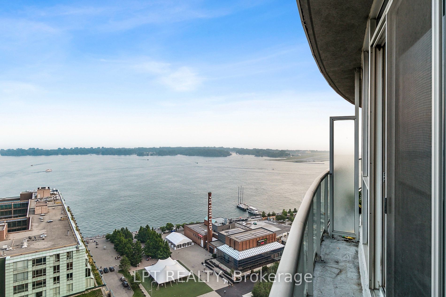 Unit 2604 - 208 Queens Quay W, Toronto 4