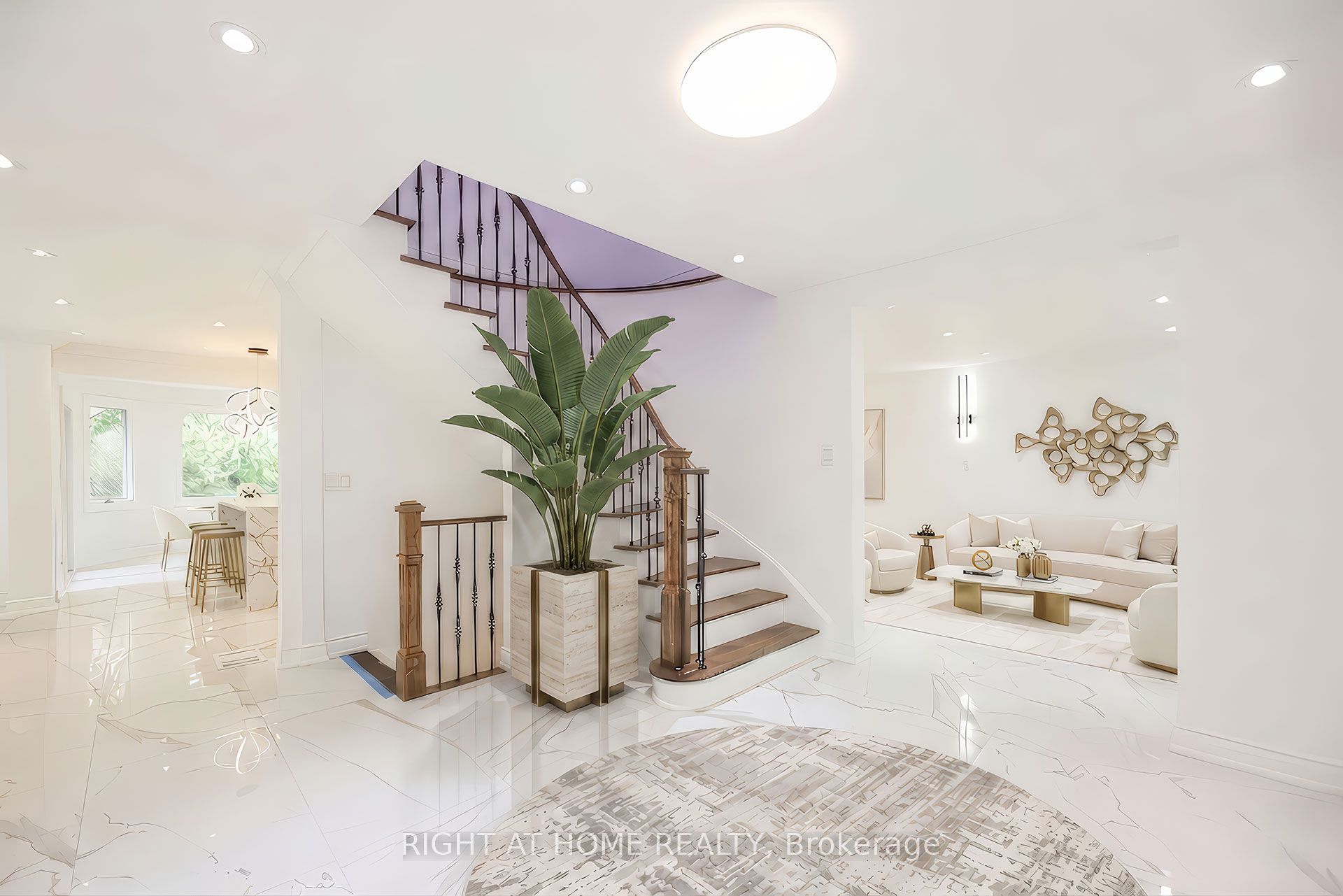 89 Yonge Boulevard, Toronto 5