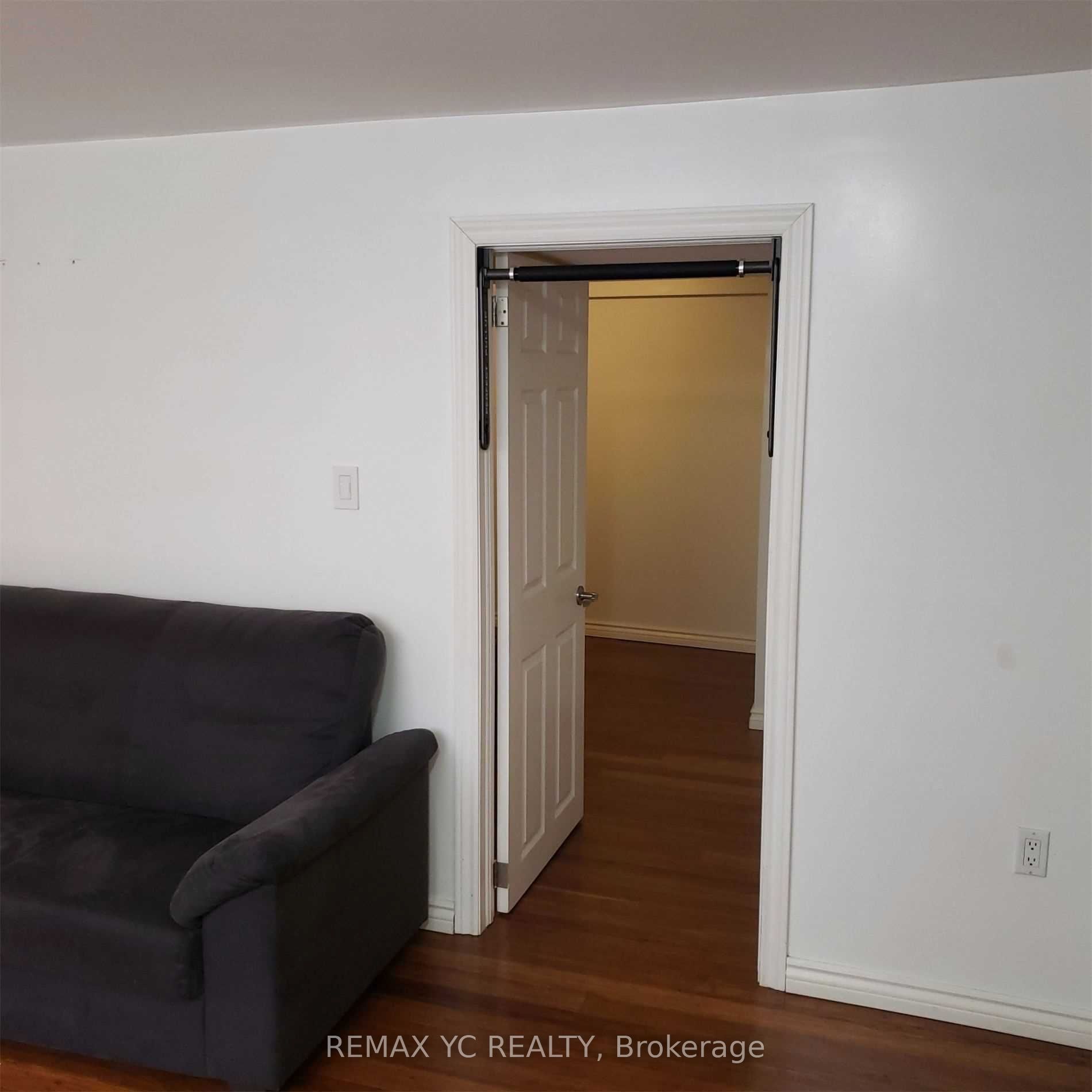 Unit Bsmt - 12 Monarchwood Crescent, North York 3