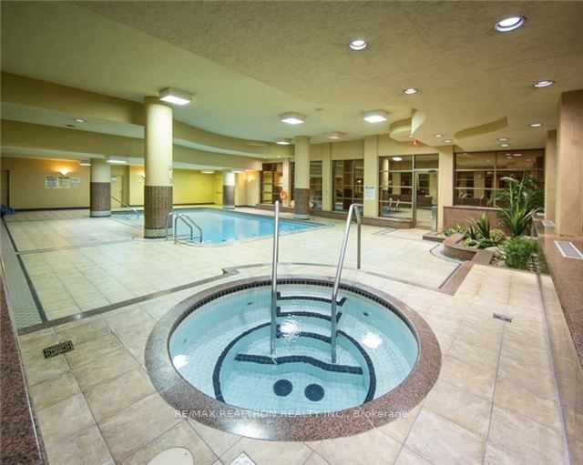 Unit 1208 - 736 Bay Street, Toronto 3
