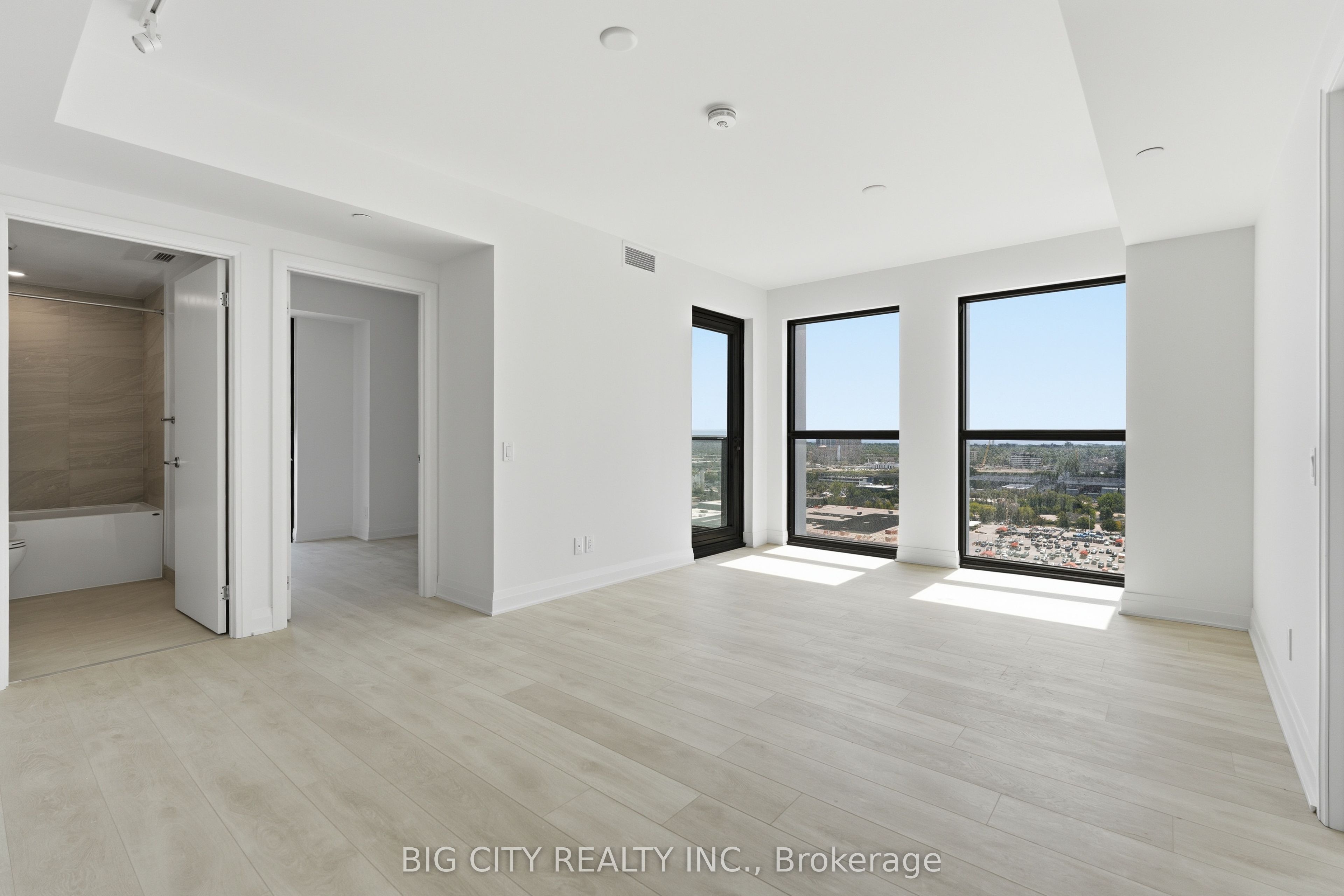 Unit 1910 - 25 Frederick Todd Way, Toronto 4