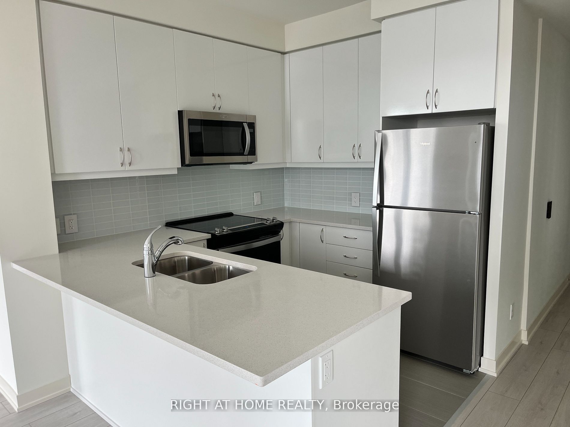 Unit 2906 - 4955 yonge Street, North York 5