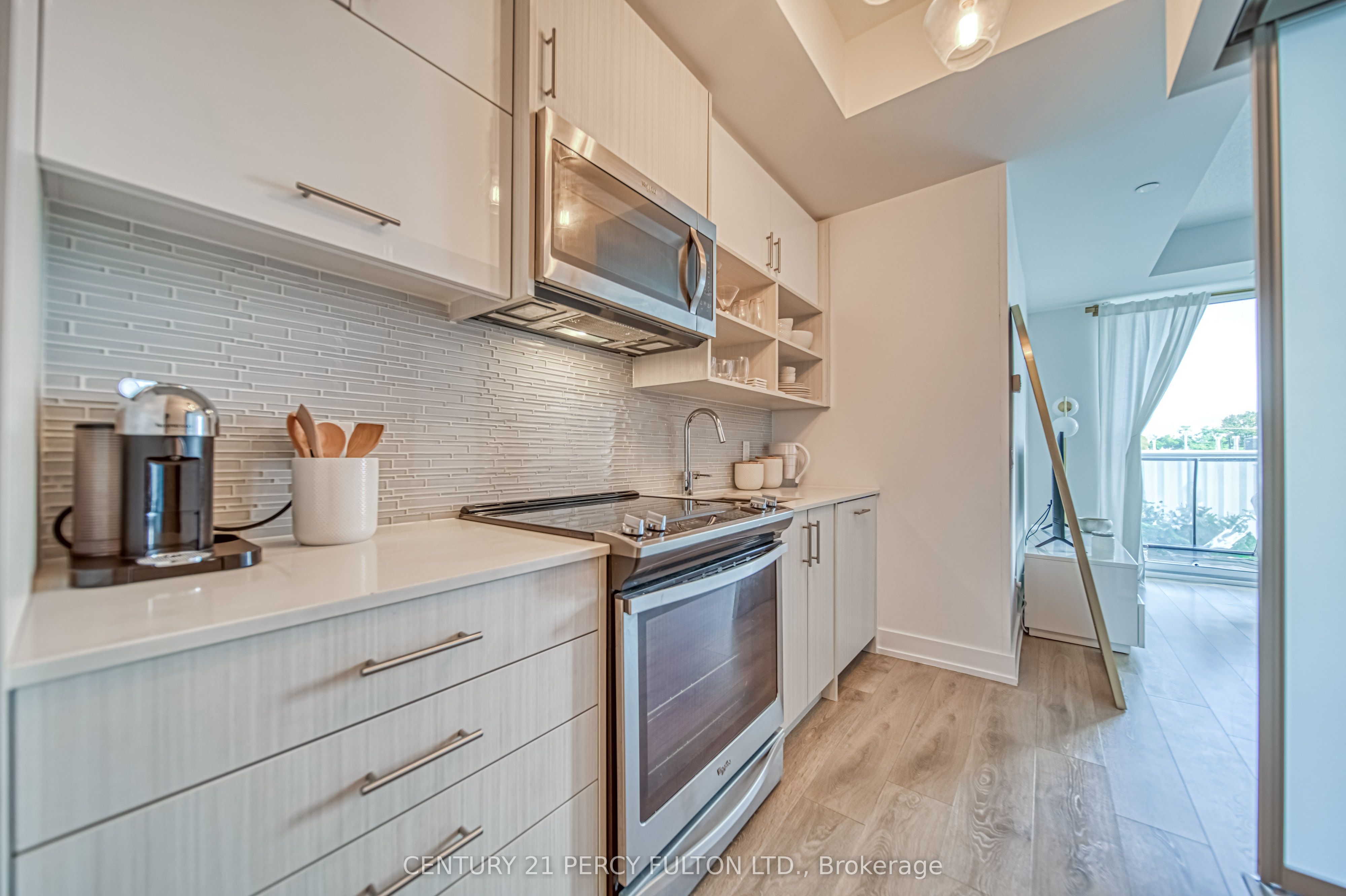 Unit 312 - 128 Fairview Mall Drive, North York 5