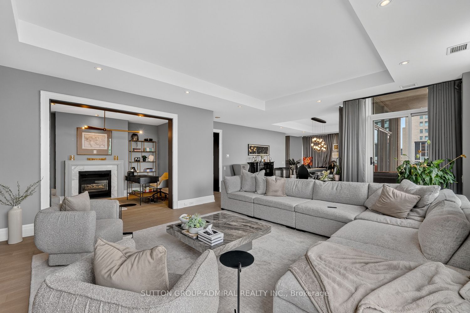 Unit 1801 - 155 St Clair Avenue W, Toronto 5