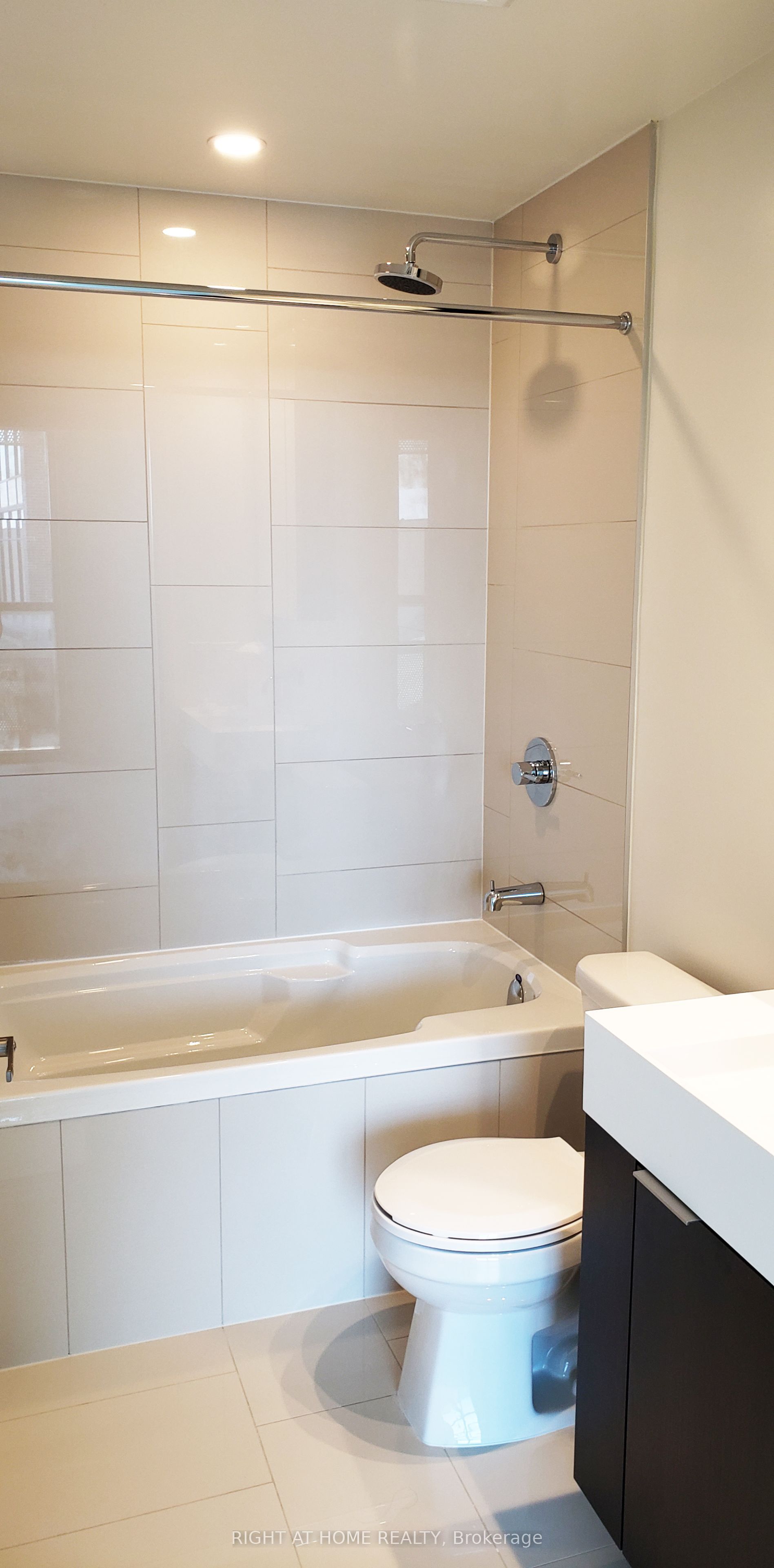 Unit 505 - 15 lower jarvis Street, Toronto 4
