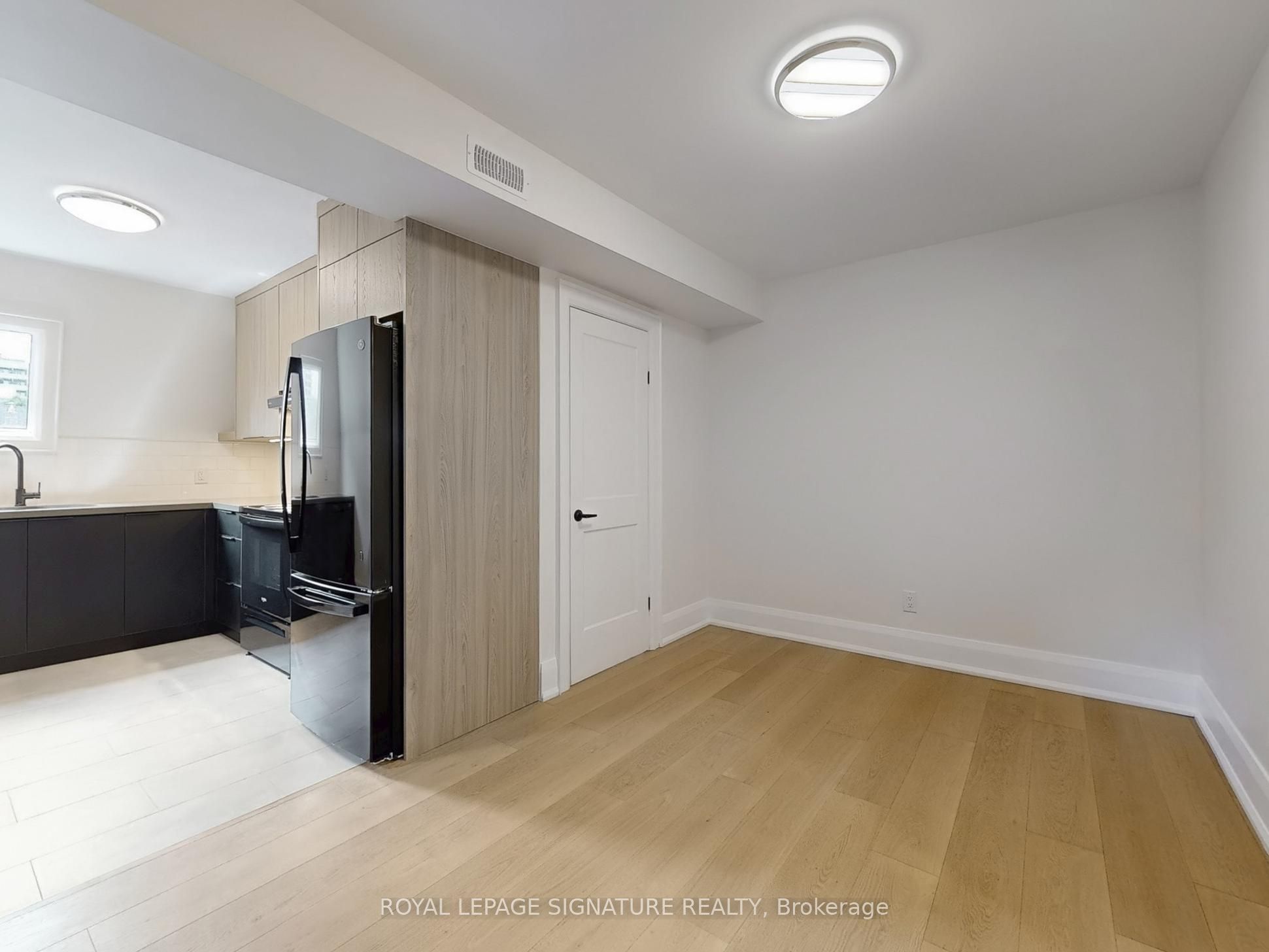 Unit 2 - 28 Beaconsfield Avenue, Toronto 5