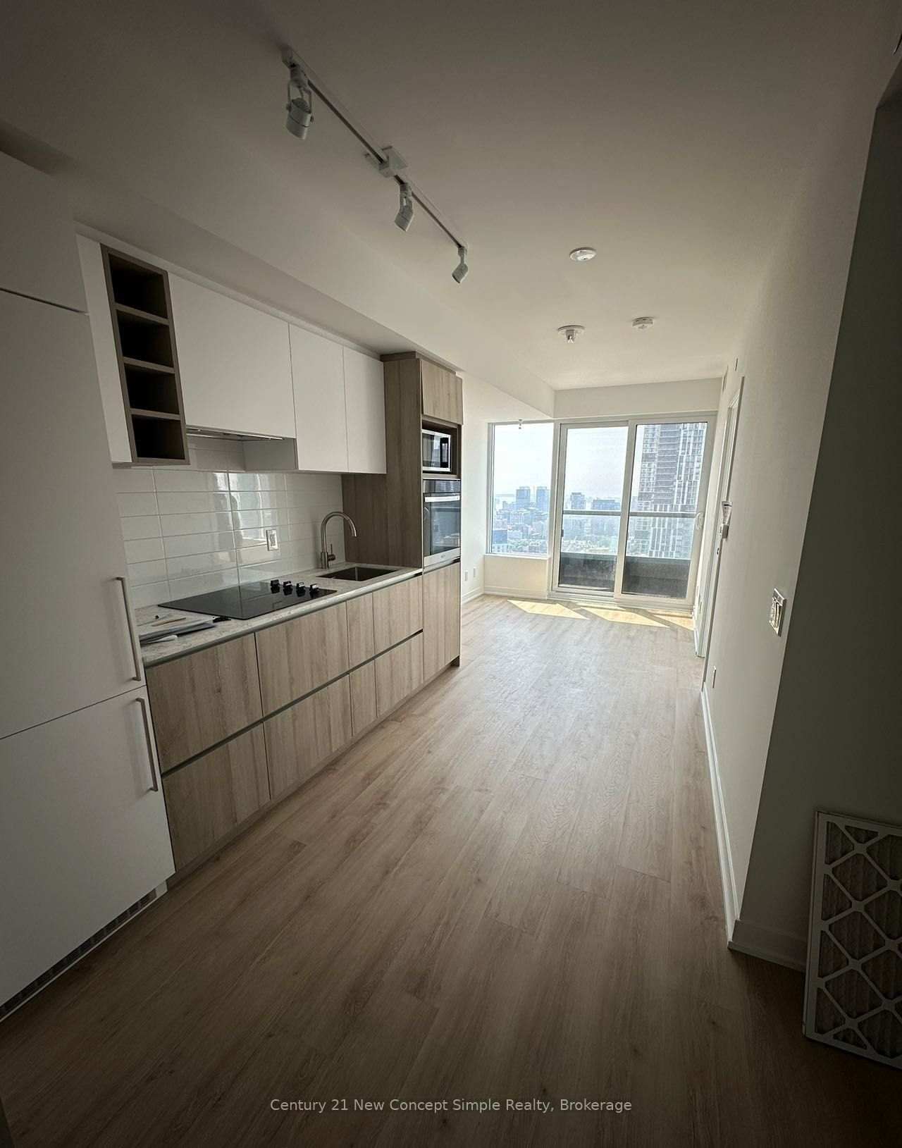 Unit 3301 - 319 Jarvis Street, Toronto 3